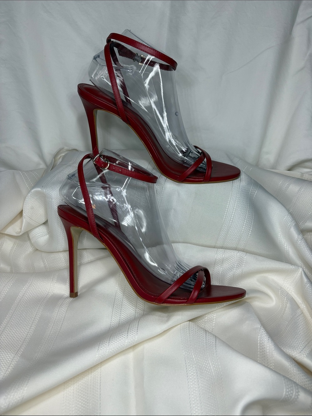 Steve Madden Jypsey Red Strappy Stiletto Sandals Sz 10M - Picture 2 of 11